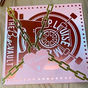 PLOUISE THE BASE VAULT